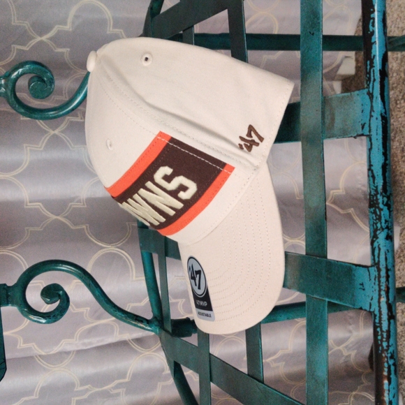 Cleveland Browns Legacy Cap. One Size Fits All, Bone Brown Orange - Picture 2 of 6